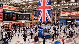 A Walk Through The London Victoria Station London England [upl. by Sidney951]